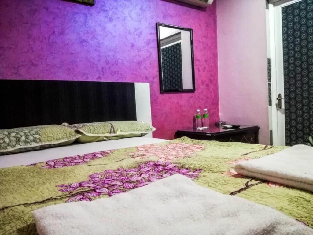 Hotel Sunsurya Кланг Экстерьер фото