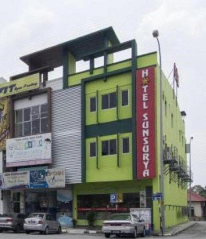 Hotel Sunsurya Кланг Экстерьер фото